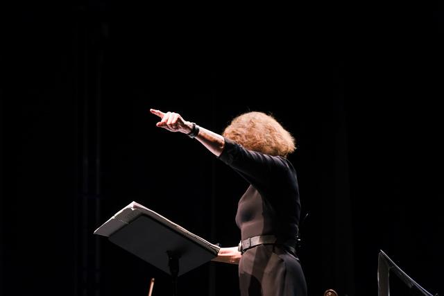 Fanny Ardant in Cassandre — photo 111
