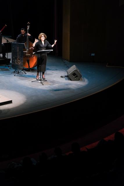 Fanny Ardant in Cassandre — photo 131